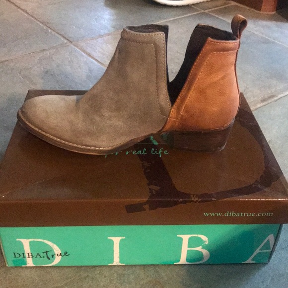 Diba Shoes - Diba True booties.